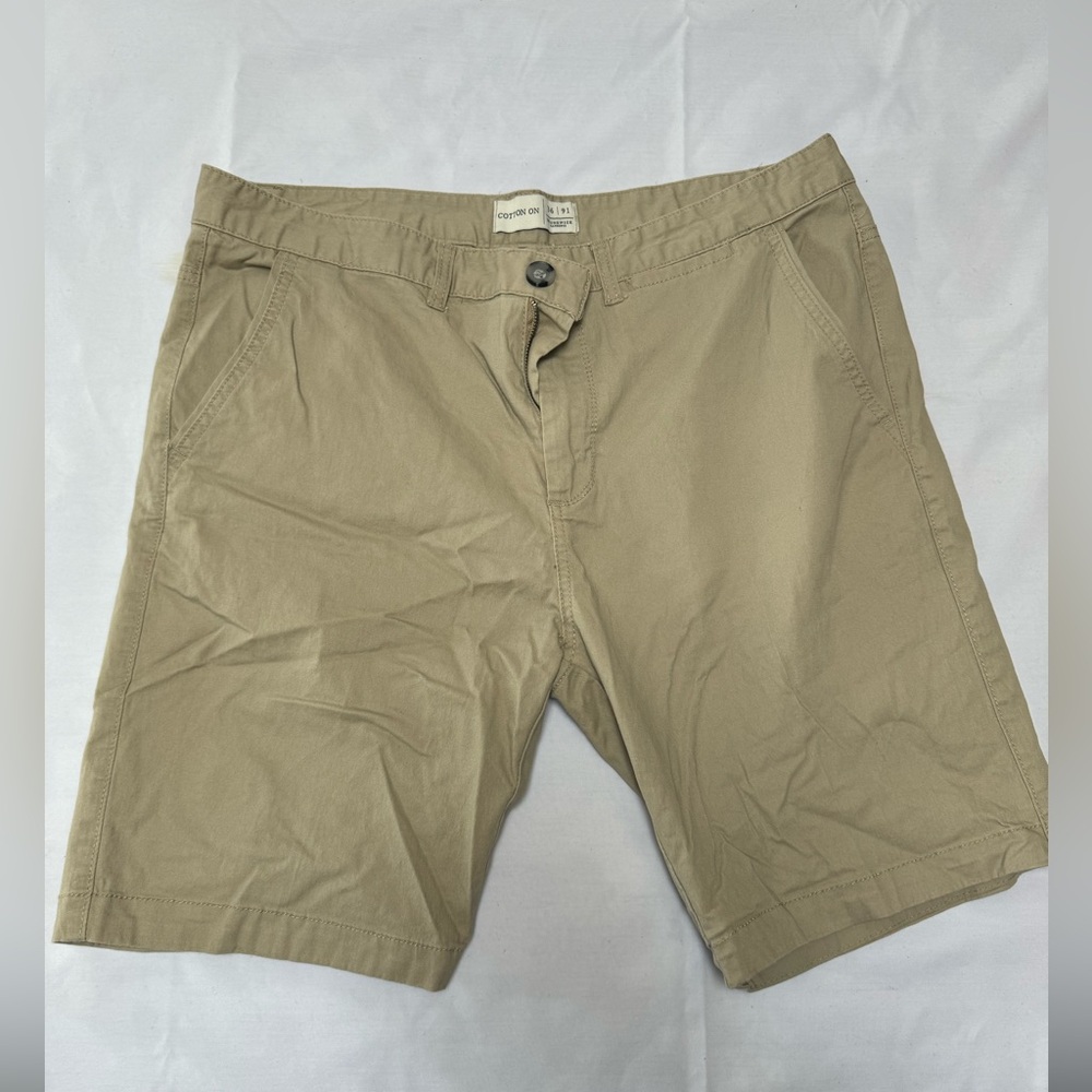 Cotton On short